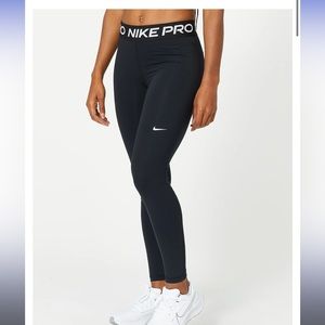Nike pro leggings